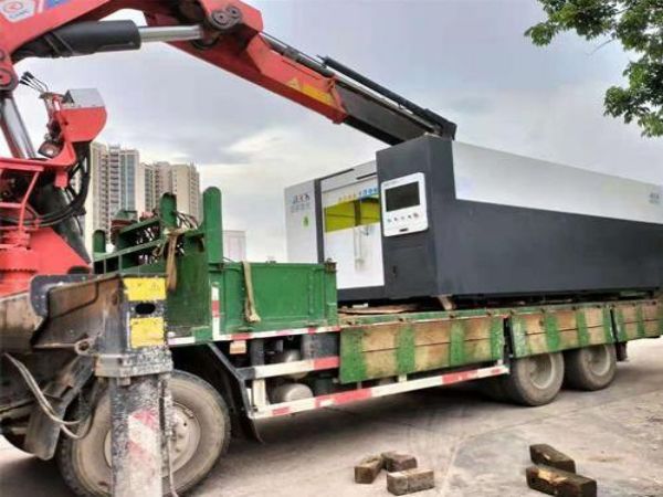 沙市区吊车出租电话_吊车为什么不允许歪拉斜吊