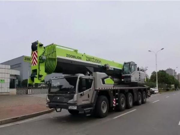 沙市区吊车出租_吊车出租公司租赁吊车在工作中的安全注意